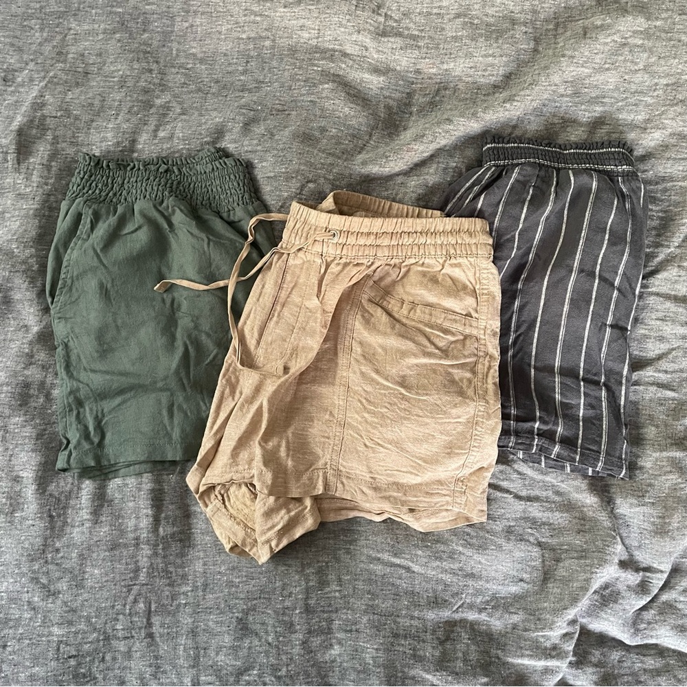 Bundle of Linen Shorts